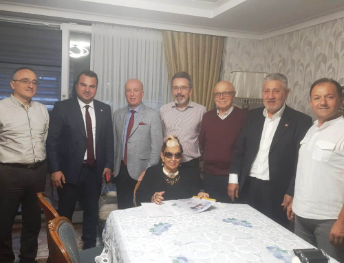 Yelkikanat Vakfından 30 Öğrenciye Burs